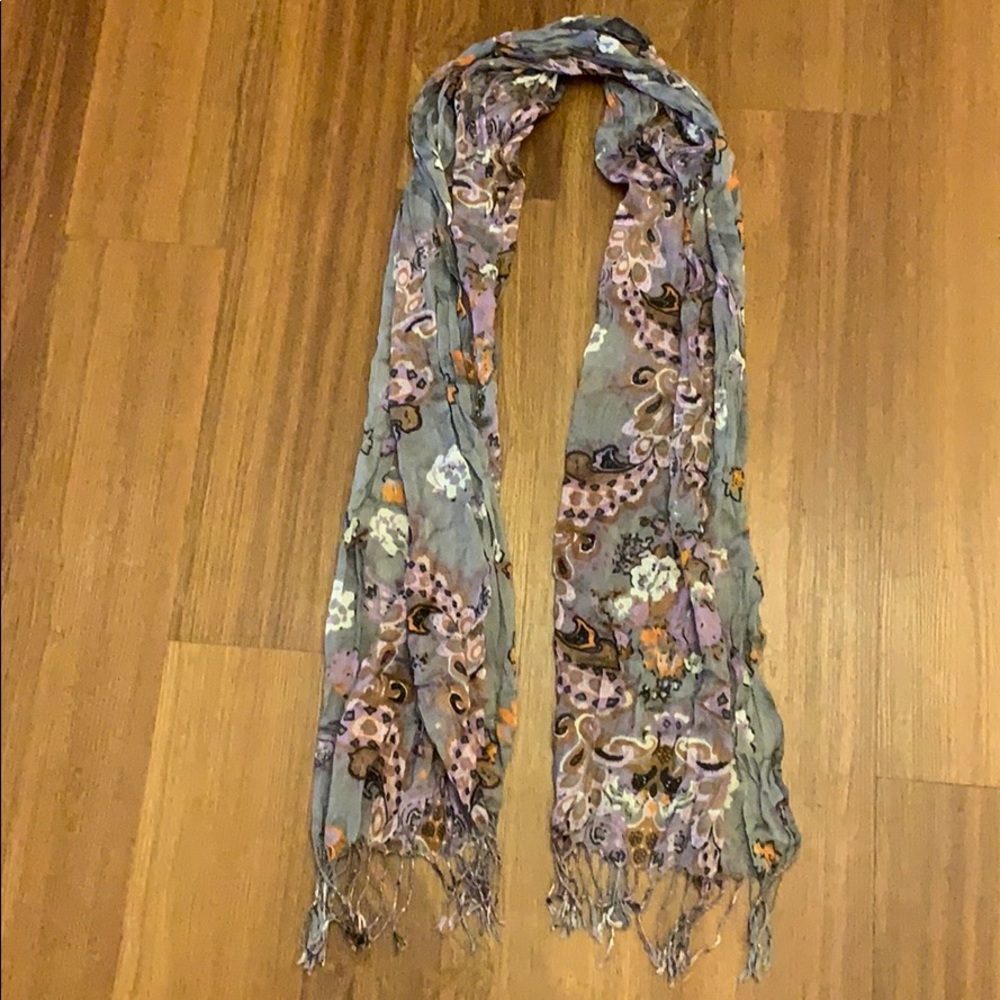 Worn Once Grey Patterned Scarf with Fringe!